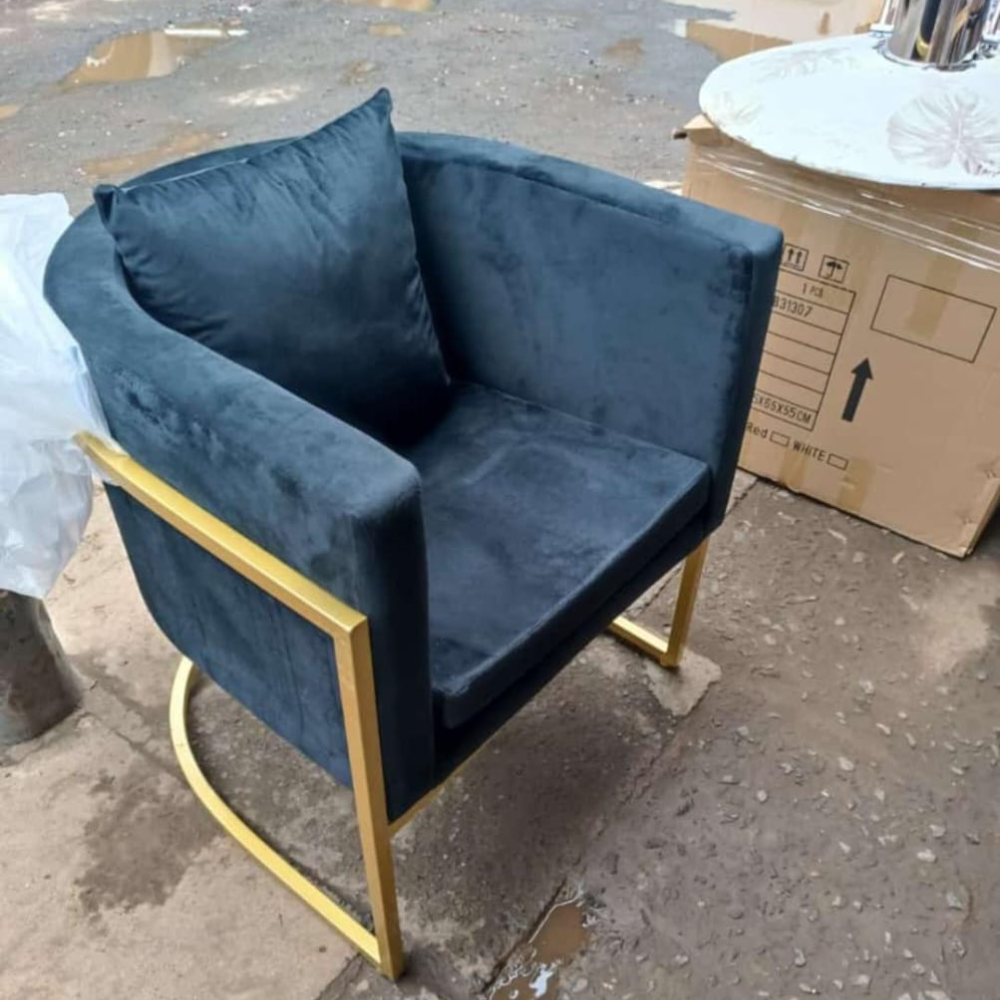 Client Manicure single seater sofa