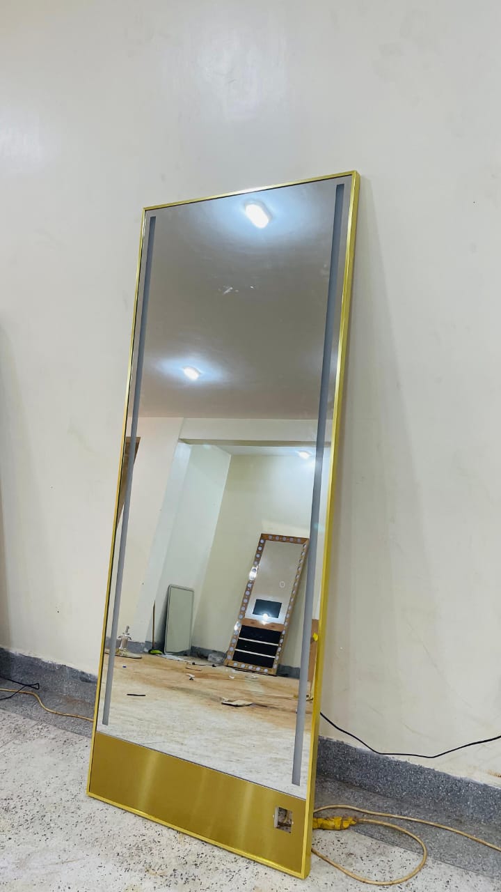 2m long rectangular mirror with single side light, perfect for creating a stylish and functional space.