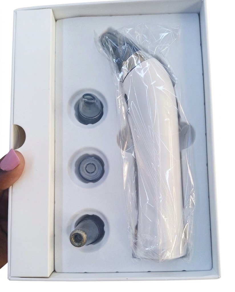 Blackhead remover vacuum